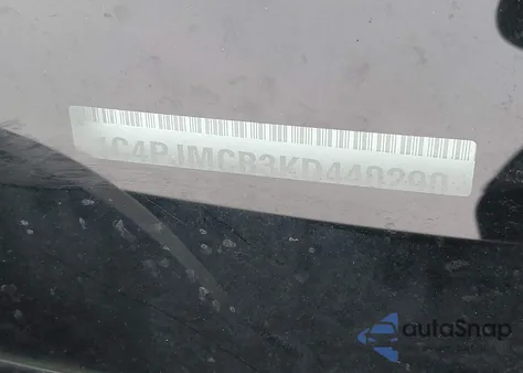 2019 Jeep Cherokee Latitude 4X4 z USA, uszkodzony, nr VIN 1C4PJMCB3KD440290